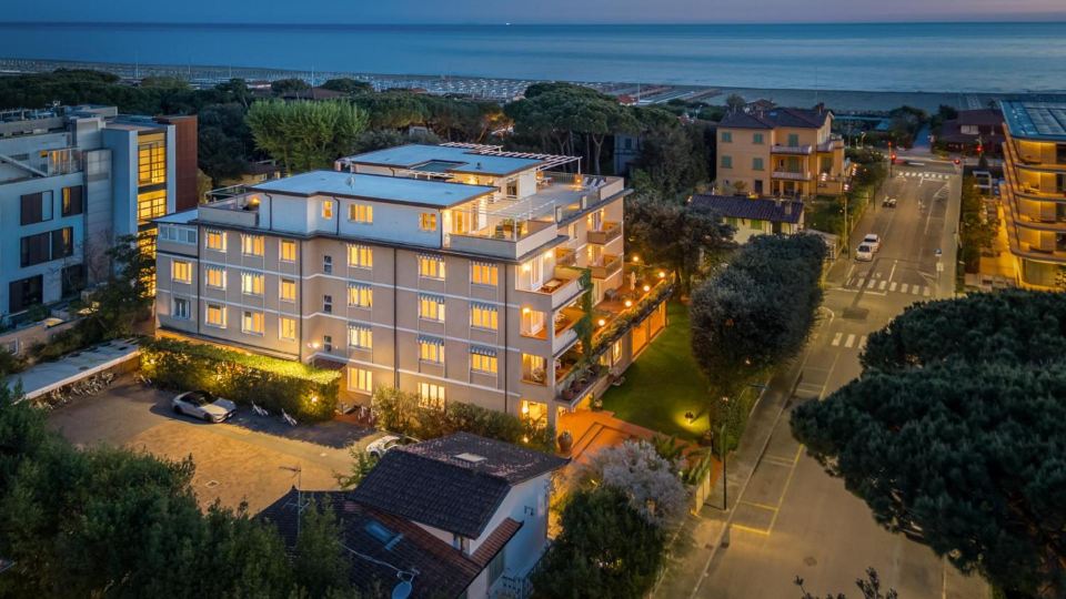 President Hotel