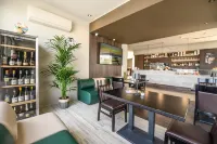 Baitan Hotel - bar