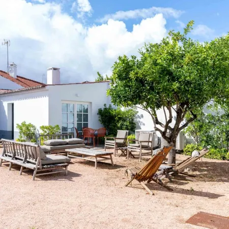 Limehome Evora Rua de Machede 52