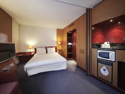 Novotel Suites Clermont-Ferrand Polydome Hotels near Museum d'Histoire Naturelle Henri Lecoq