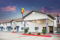 Super 8 by Wyndham Van Buren/Ft. Smith Area Hoteles en Roland