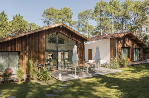 Salty Woods Lodge, Chambre d'hôtes Hotels in Soustons