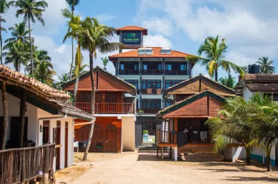 The Green Rooms Surf & Yoga Camp - on the Beach - Prime Location Renovated 2024 Hotels in der Nähe von Senada Vehera Balakawala