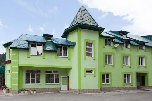 Kristall Hotel
