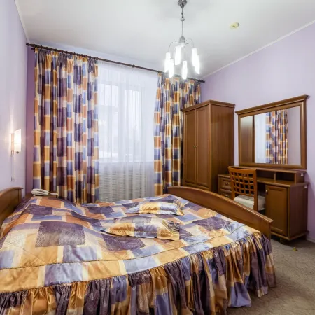 Yarhotel Centre (Яротель Центр)