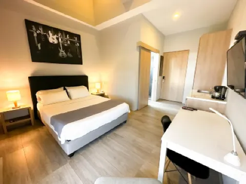 Hotel Arena Suites Movistar Arena Hotels near Campin
