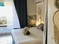 Mave Mai Studio Papeete Hôtels à : Faaa