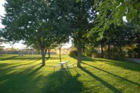 Kings Inn Orillia Hotels in Orillia