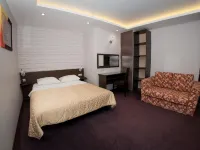 Pride-Hotel ベレズニキのホテル
