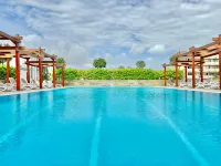 Best Western Plus Khan Hotel - Pools