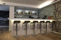 ホテル ジェネシス