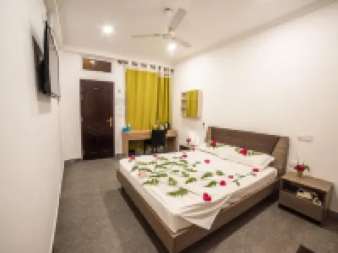 Dhangethi Inn Hotels in Dhangethi
