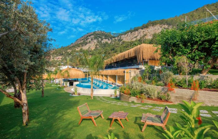 Morina Deluxe Hotel