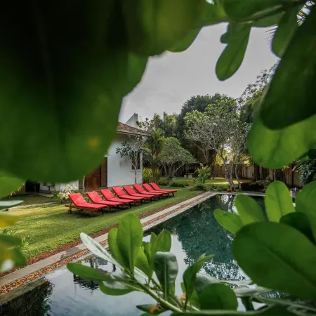 Villa White Queen Resort & Spa