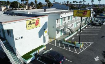 Super 8 by Wyndham Oceanside Downtown