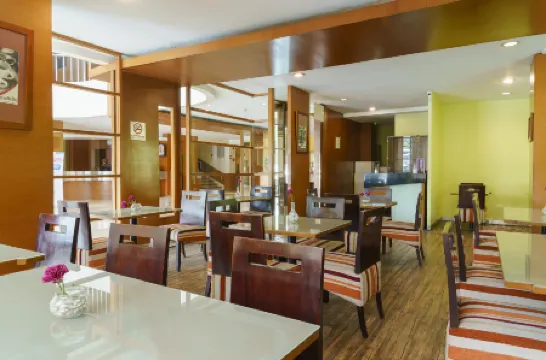 Alia Heritage Pasar Baru Отели рядом с достопримечательностью «Сикхски храм на Джакарта»