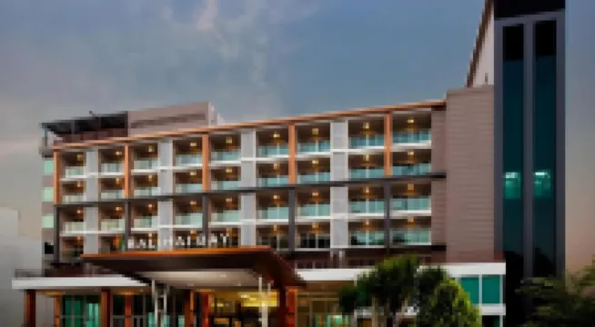 Balihai Bay Pattaya Hotels near Bali Hai Pier