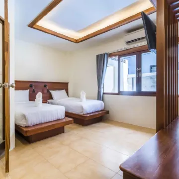 Wyh Hotel Hotels near Ko Tao