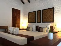 Casa Amihan Hotels in Anda