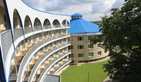 Парк-отель Воздвиженское Отели рядом с достопримечательностью «Парк Дракино»