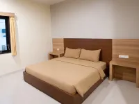 Rajawali Inn Hotels in South Palu