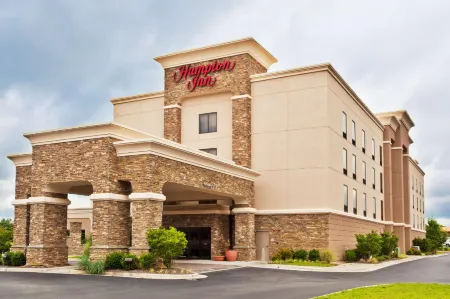 Hampton Inn Bermuda Run Отели в г. Клеммонсвилл