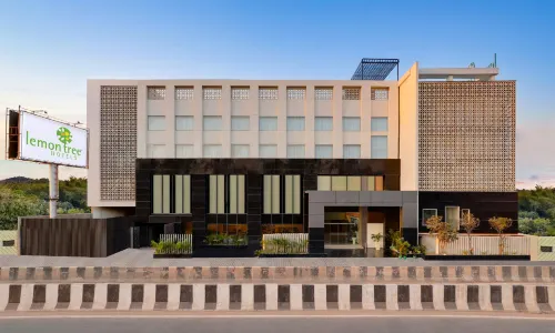 Lemon Tree Hotel Agra