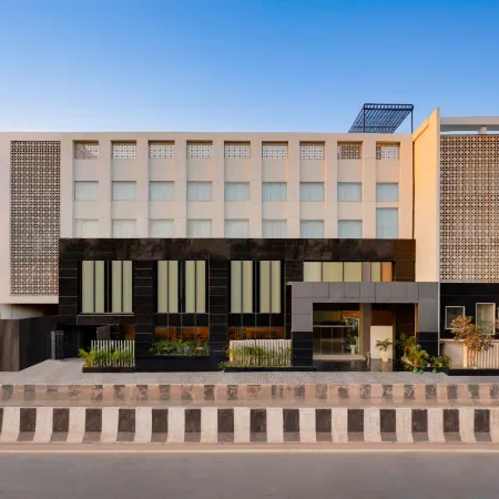 Lemon Tree Hotel Agra
