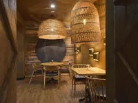 Truvor Hotel - parking