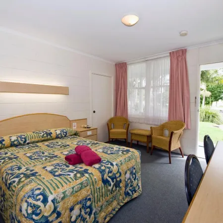 Colonial Court Motor Inn Hotels in Kempsey