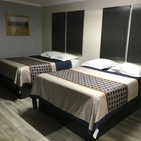 SouthTown S.A. Inn