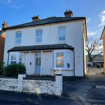 Arlan House, Central Basingstoke Hotel