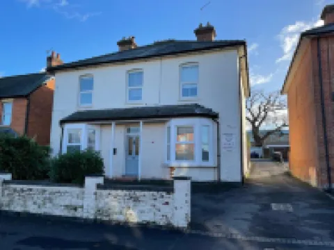 Arlan House, Central Basingstoke Hotel