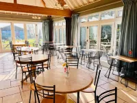 Stonehenge Farmhouse