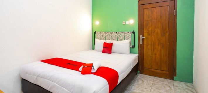 RedDoorz Near Exit Toll Tanah Baru Bogor Hotels in Bogor City