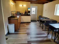 Bristlecone Motel
