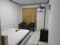 Jajapin Hotel Putri Sari - Beach