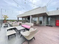 Homey and Comfort Living Studio Apartment Warhol (W/R) Residences by Travelio - Holiday Apartments