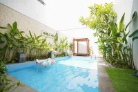 Spacious Family-Friendly Villa with Swimming Pool - Villas