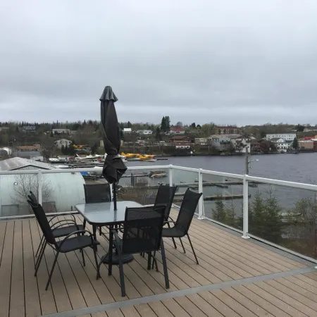 Howey Bay Motel