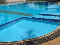 Ananthi Hotels - piscina