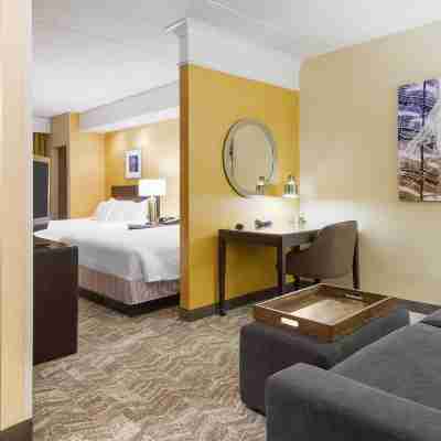 SpringHill Suites Wheeling Triadelphia Area Rooms