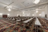 Ramada by Wyndham State College Hotel & Conference Center