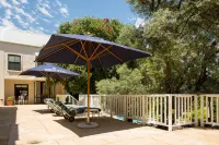 Protea Hotel Dorpshuis & Spa Stellenbosch Hotel dekat Horse Rides at Pete's Adventure Farm