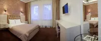 Bravis Hotel dekat The Varnitsky Trinity Monastery of St. Sergius