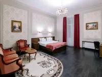Grand Chajkovskij Hotel 섬머 가든 주변 호텔