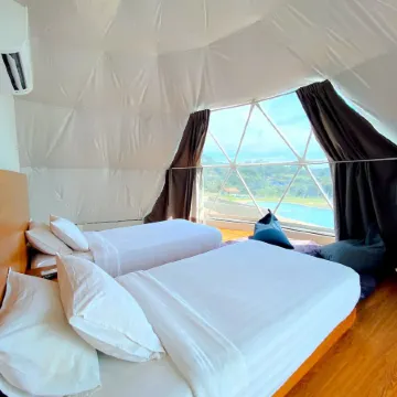 Lenirra Villa & Resto