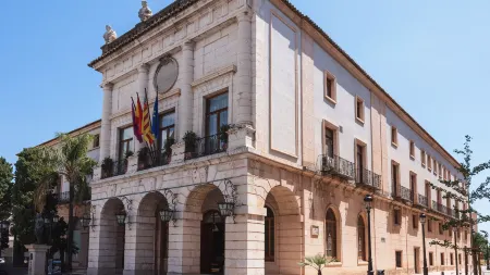 Hotel Indigo Gandia - Beach by IHG Отели рядом с достопримечательностью «Rotonda G A N D I A»