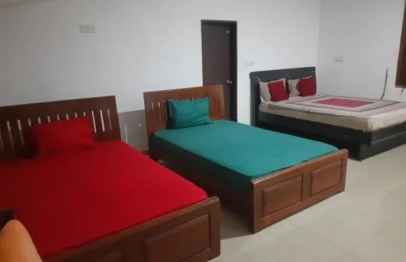 拜蒂克洛新日出酒店