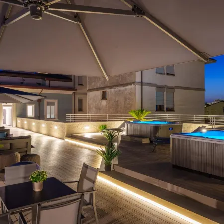 VI Suites